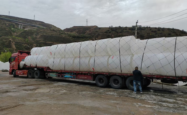 白银PE吨桶交付中